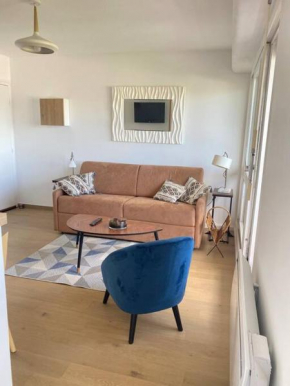 Studio avec loggia, classé 2 étoiles, situé sur le port